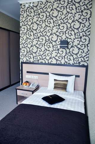 Гостиница Оазис Зип Краснодар Номер стандарт с 1 односпальной кроватью-4