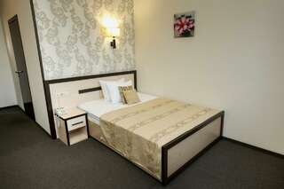 Гостиница Оазис Зип Краснодар Бюджетный одноместный номер-1