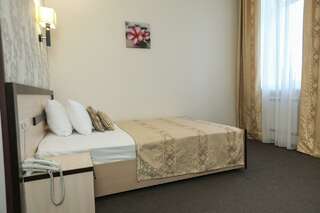 Гостиница Оазис Зип Краснодар Номер стандарт с 1 односпальной кроватью 4 этаж (с завтраком)-3